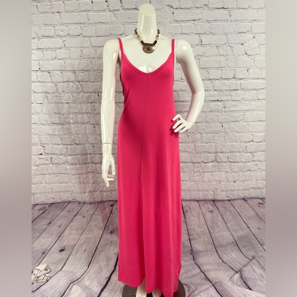 Brand New Fuchsia V Neck Maxi W/Pockets Various color slightly may vary - Picture 3 of 13